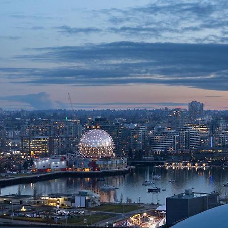 Beautiful Bright Modern Condo With Water View And Ac In Dt Vancouver 2Br,3Bd,2Bt Sleeps 6 Guests Free Parking Netflix Included Exteriér fotografie