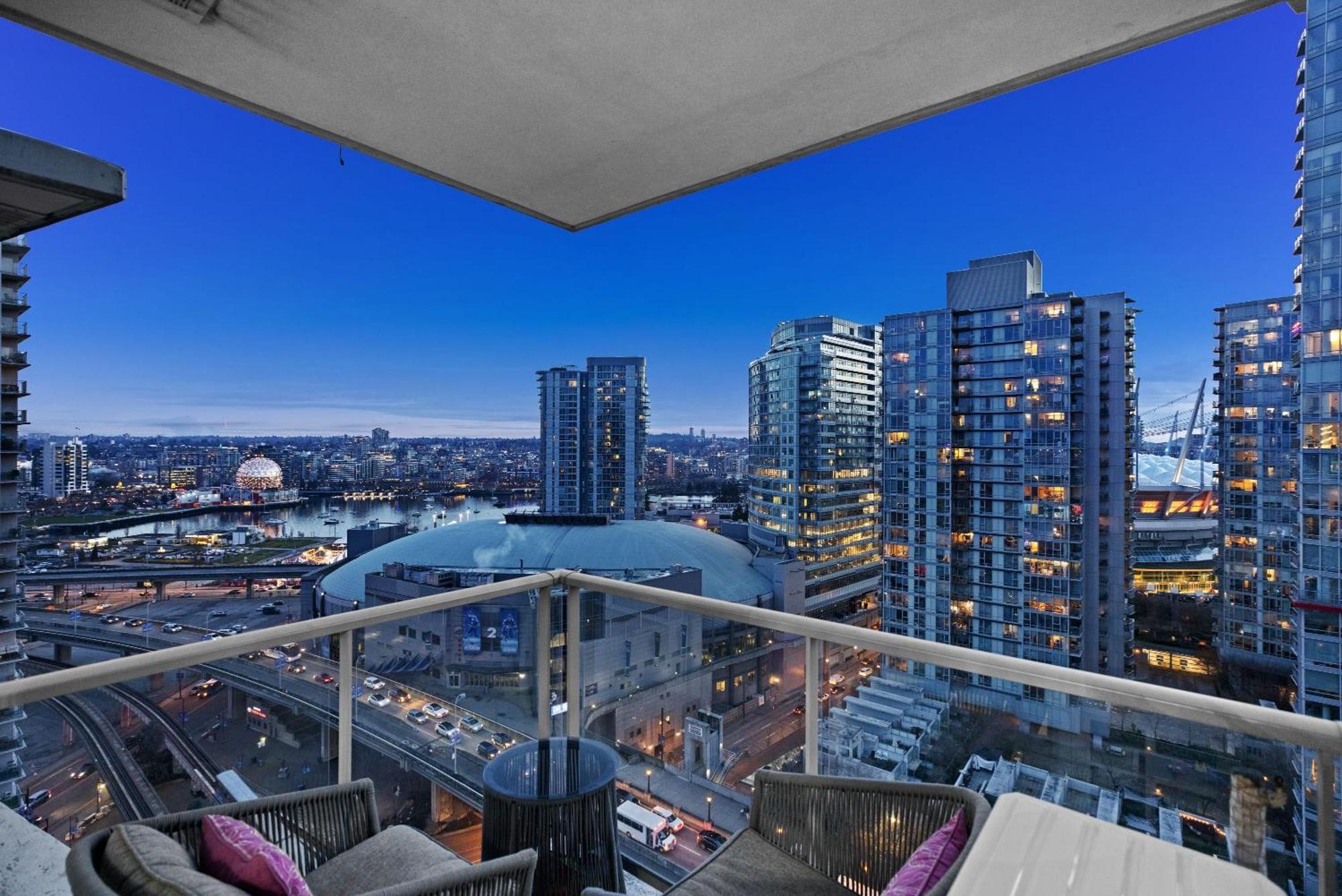 Beautiful Bright Modern Condo With Water View And Ac In Dt Vancouver 2Br,3Bd,2Bt Sleeps 6 Guests Free Parking Netflix Included Exteriér fotografie